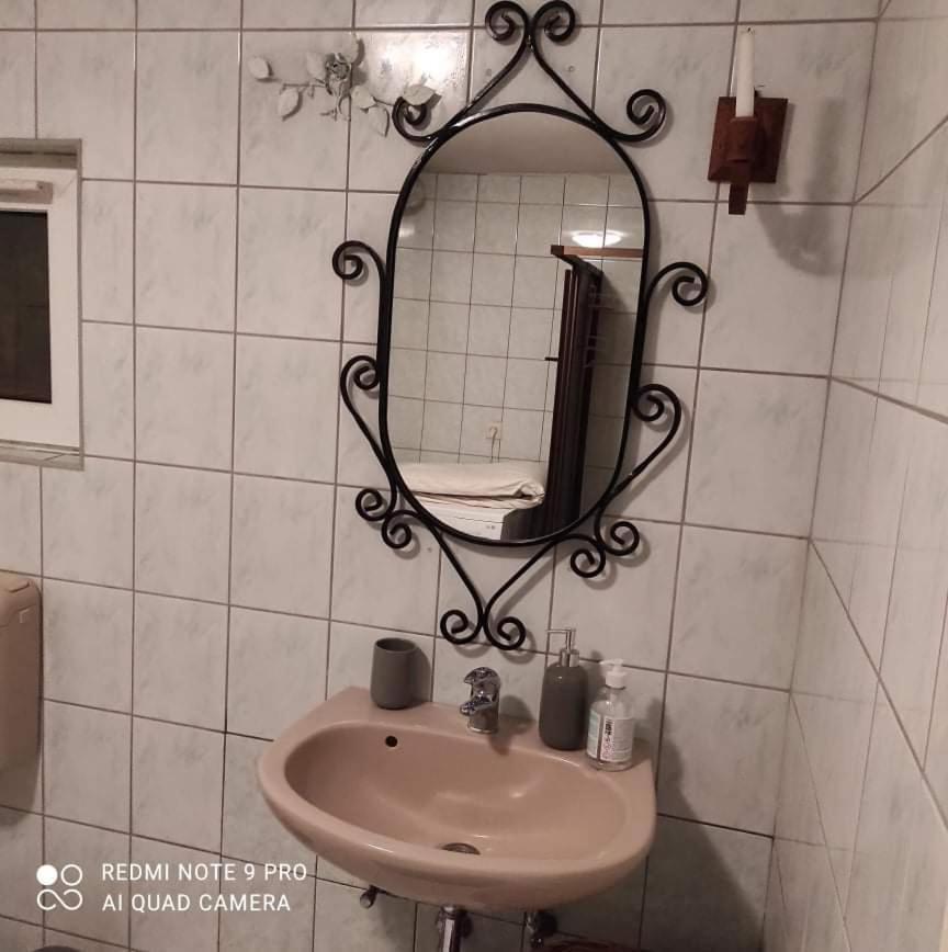 Harkány Lavendel Apartman מראה חיצוני תמונה